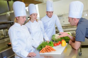 cuisine de l'Hôtel de Guyenne à Talence les cuisiniers